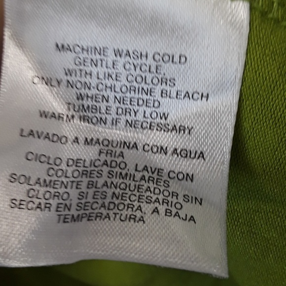 EVAN Picone green ruffled mock wrap top size L - Picture 6 of 7